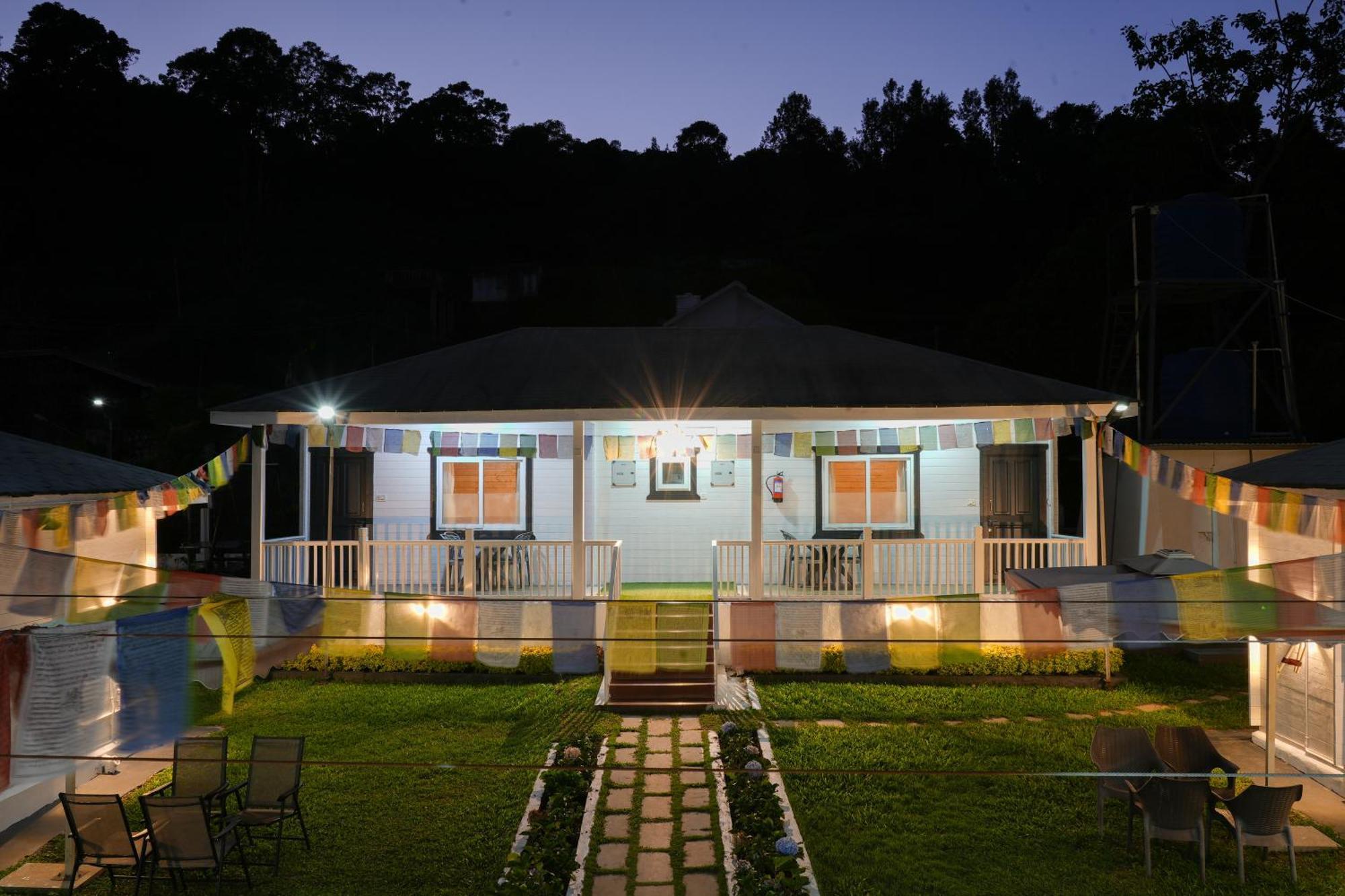 The Door To Nirvana Cottages Coonoor Εξωτερικό φωτογραφία